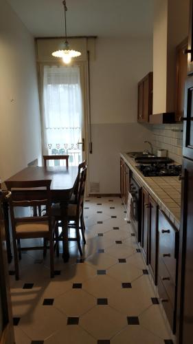 Una cocina o zona de cocina en Centralissimo / Very central apartment