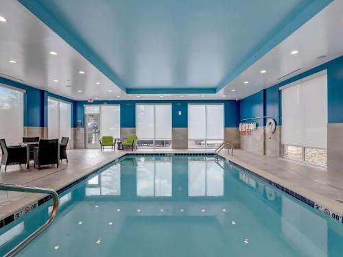 Hampton Inn & Suites Cincinnati Midtown Rookwood Image
