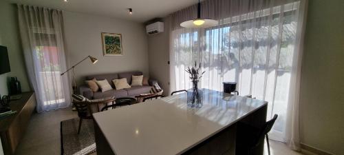 Holiday house with jacuzzi in Rovinj 2306