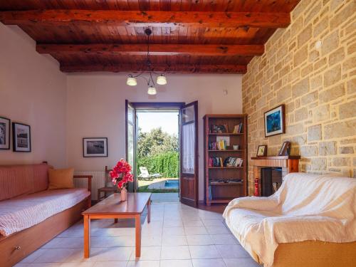 Postel nebo postele na pokoji v ubytování Villa in Prines with Cretan Sea Views