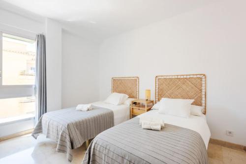 Remo Carihuela a pie de playa parking privado