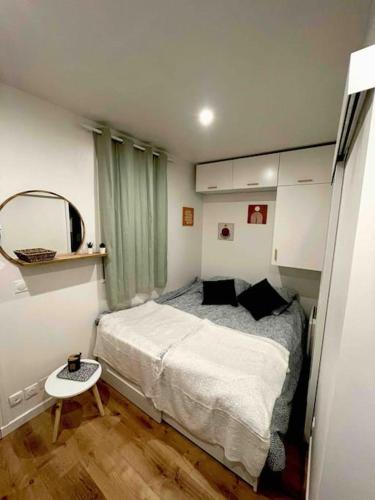 Photo de la galerie de l'établissement Charmant Studio - Hypercentre, à La Rochelle