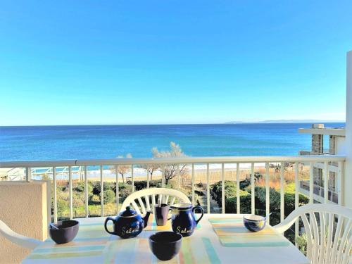 Studio au Lavandou avec Terrasse et Vue Mer - FR-1-251-237