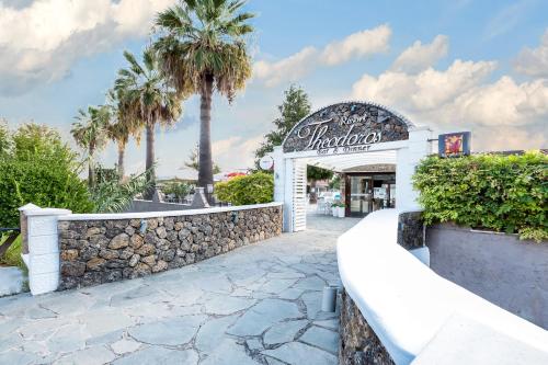 Фотография из галереи Theodoros Resort в Роде