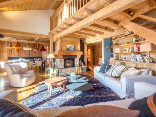 Appartement luxe 4 pièces + studio, terrasse Sud, centre Val-d'Isère, 2023, 8 personnes - FR-1-694-149