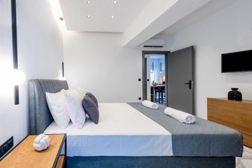 Rhodes Center Luxury Apartments #2