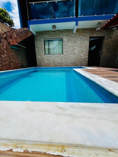 Πισίνα στο ή κοντά στο Casa temporada Arraial Dajuda