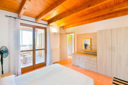 Gallery image of Bellagio holiday home private swimming pool in Valbrona
