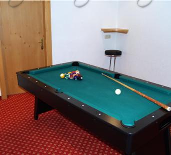 Tavolo di biliardo di Sportapart Garni Mallaun