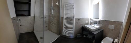 Phòng tắm tại Schöne Aussicht