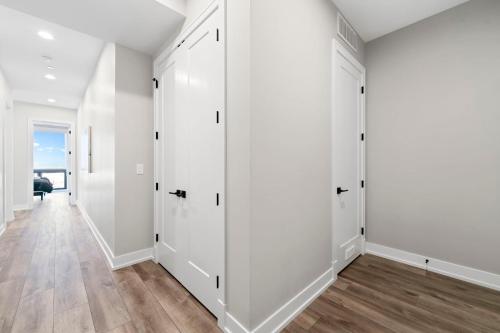 Fotografie z fotogalerie ubytování Designer 3bed 2bath New Apt w Ample Hangout Space v destinaci Chicago