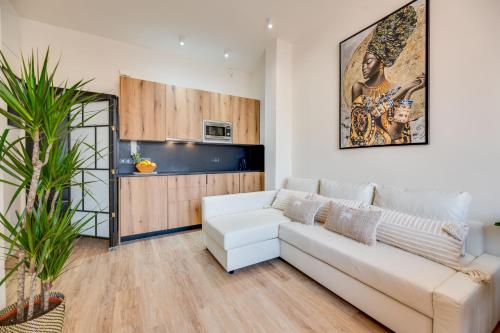 Indonesian Dreams by iloftmalaga