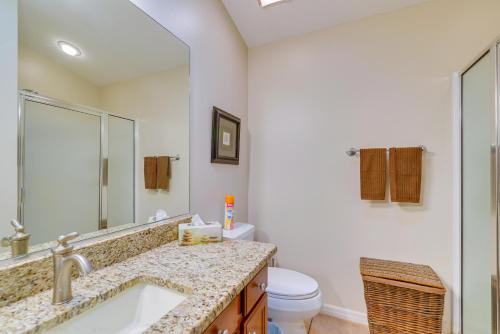 O baie la Dog-Friendly Home in The Villages with Private Patio