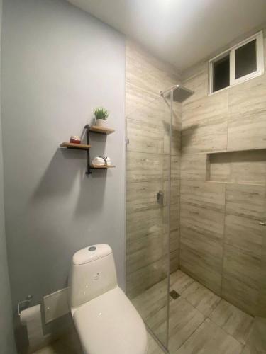 Bilik mandi di Miami Hotel Cartagena - Luxury Apartments