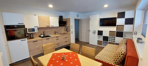 Küche/Küchenzeile in der Unterkunft Haus Joan - Apartments