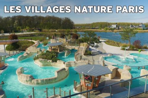 une image d'un parc aquatique avec les mots « parcs naturels de las villages » dans l'établissement Confort à Disneyland, Village nature*Netflix*Wi-Fi, à Bussy-Saint-Georges