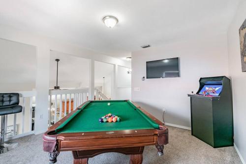 Gallery image of (HGR) Poolside Paradise: Vacation retreat. (Heated Pool) in Tampa