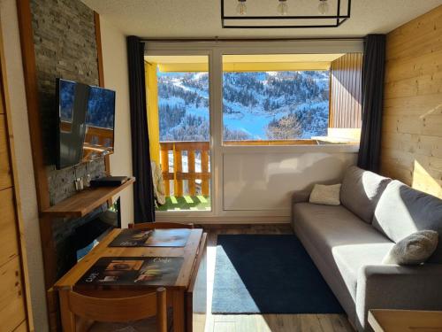 Studio rénové avec 2 couchages et internet, proche pistes et funiculaire - FR-1-292-203