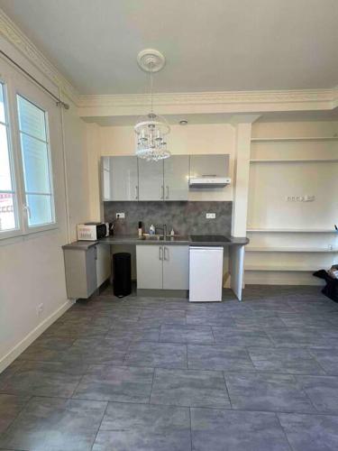 Photo de la galerie de l'établissement Studio calme à 10minutes de Montparnasse, à Clamart