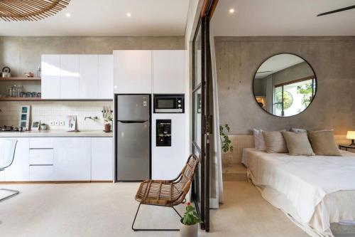 Η κουζίνα ή μικρή κουζίνα στο Charming one-bedroom studio