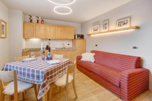 Kuchyň nebo kuchyňský kout v ubytování Chalet Meridiana