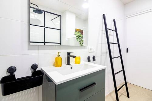 Ayala FreshApartments