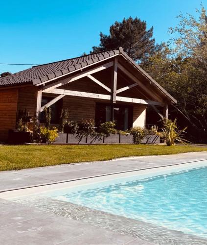 CHALET ARIZONA - AU COTTAGE DU MEDOC - Proche de BORDEAUX