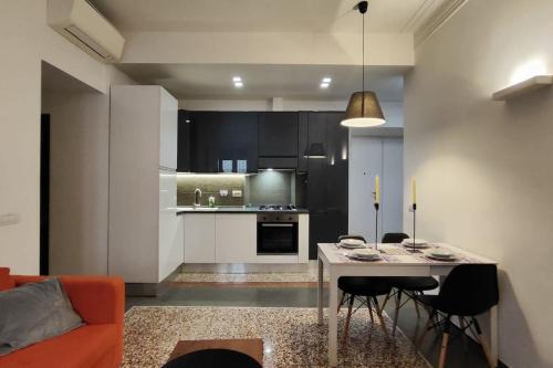 Cozy apartment near the Colosseum