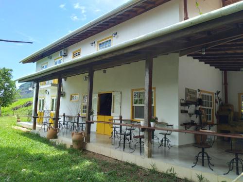 Budova, kde se farma nachází