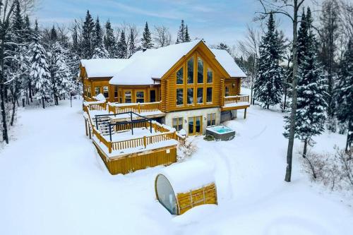Chalet Golden Bear - Fiddler Lake