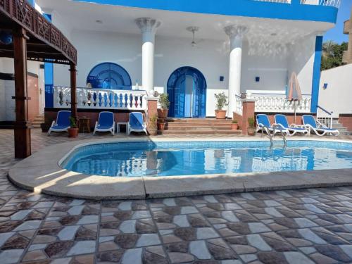 Πισίνα στο ή κοντά στο Villa Kaslan Apartments