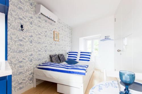 ´Sao Vicente III´- Eco-studio, french balcony&view