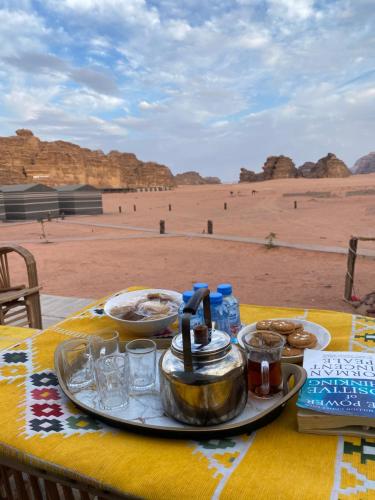 Menjar a l'hotel o a prop