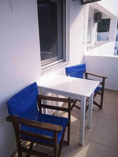 Fotografie z fotogalerie ubytování Kalymnos Platy Gialos Mousellis Makis Apartments v destinaci Kalymnos
