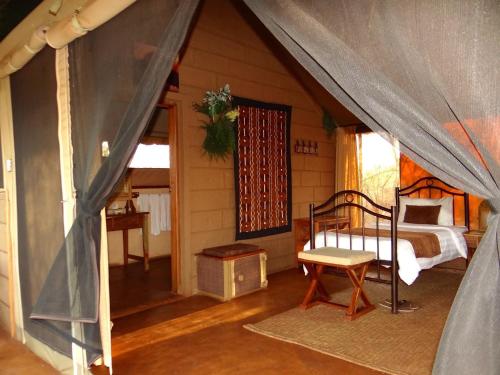 Galeriebild der Unterkunft Ikweta Safari Camp in Maua