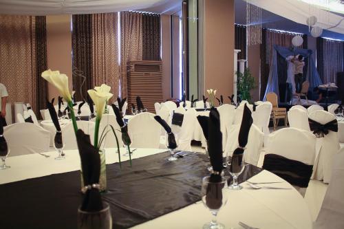Restaurace v ubytování CityState Tower Hotel