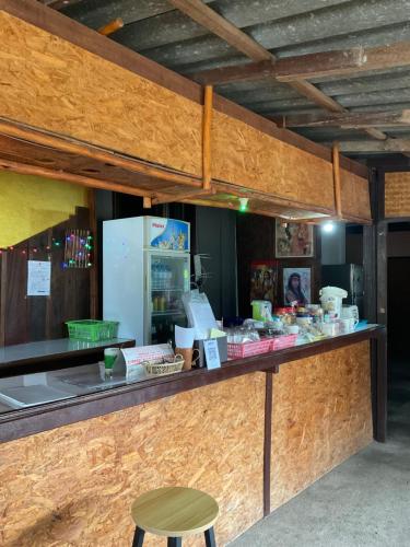 Φαγητό σε αυτός ο ξενώνας ή κάπου εκεί κοντά