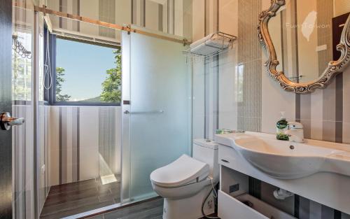 Un baño de Cloud There House