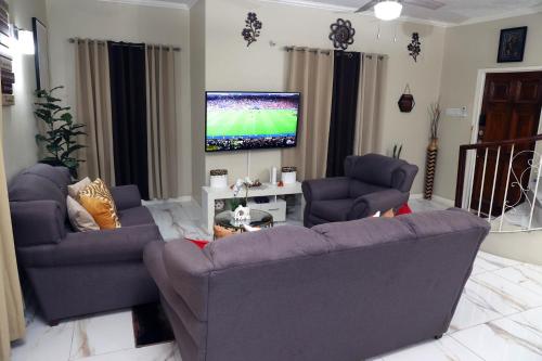 Gallery image of Spacious Luxury 3 Bed Rooms in Kingston in Kingston