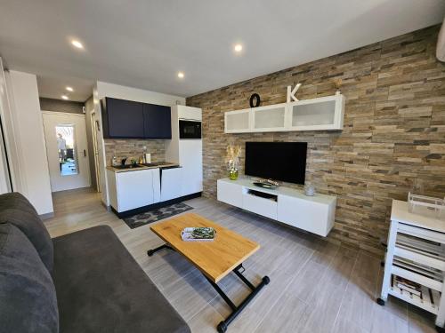 Studio MADO bord de mer avec terrasse et parking