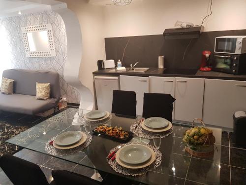 Η κουζίνα ή μικρή κουζίνα στο Appartement diamant