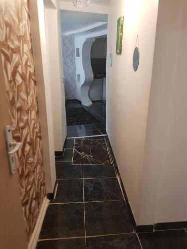Ένα μπάνιο στο Appartement diamant