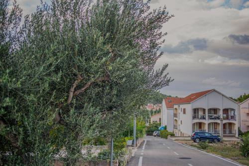 Gallery image of Apartments Plenković in Stari Grad