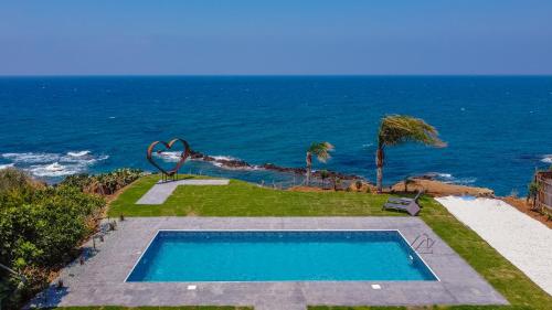 Gallery image of VILLA Beach Heaven Heart in Pomos