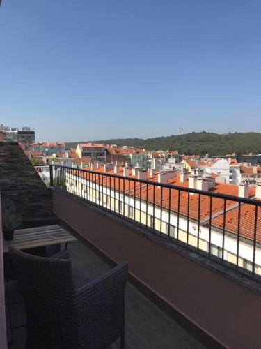 NEW Monsanto View Charming Apartment @ Campolide - 3B