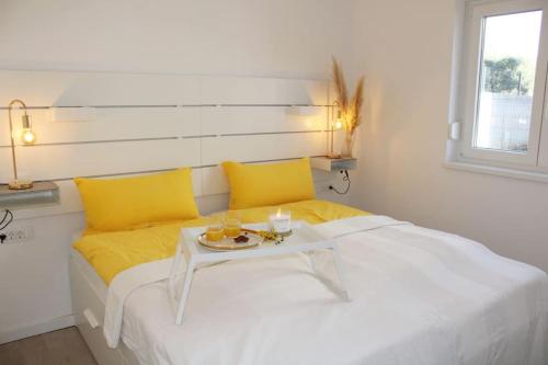 Brandnew, highly equipped apartment with terrace