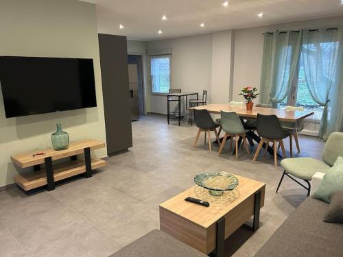 Μια τηλεόραση ή/και κέντρο ψυχαγωγίας στο Gite La Cuisance