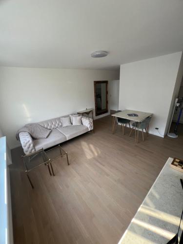 Best located & fully equipped apartment at Basel SBB main station
