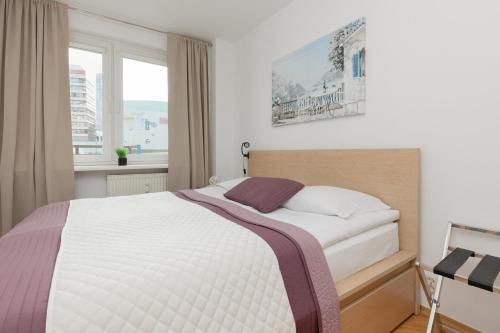 City Center Chmielna 100