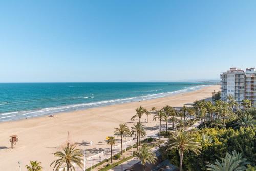 Big apartment at beach with terrace